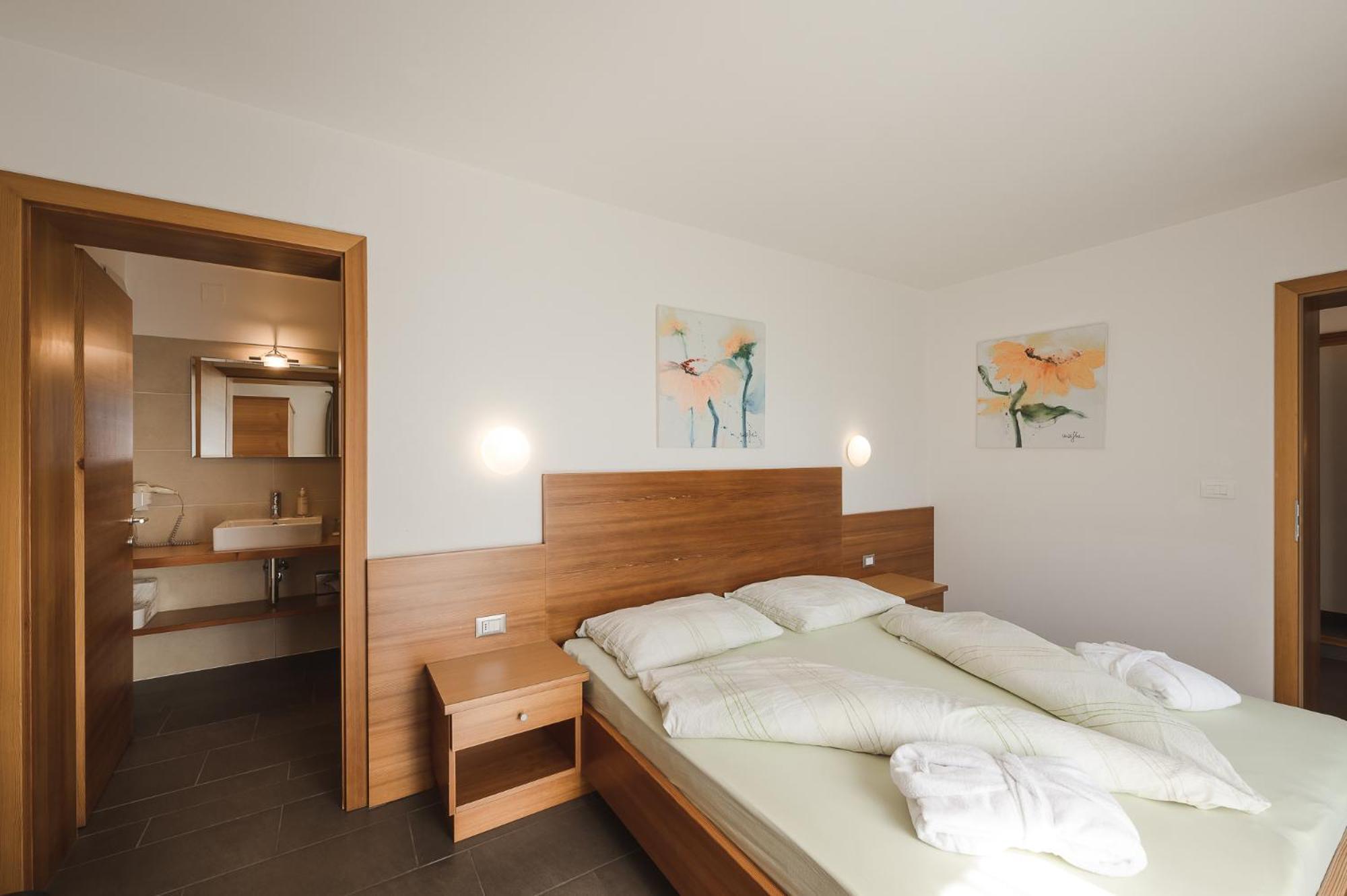 Hotel - Appartements Schmied Hans Scena Camera foto